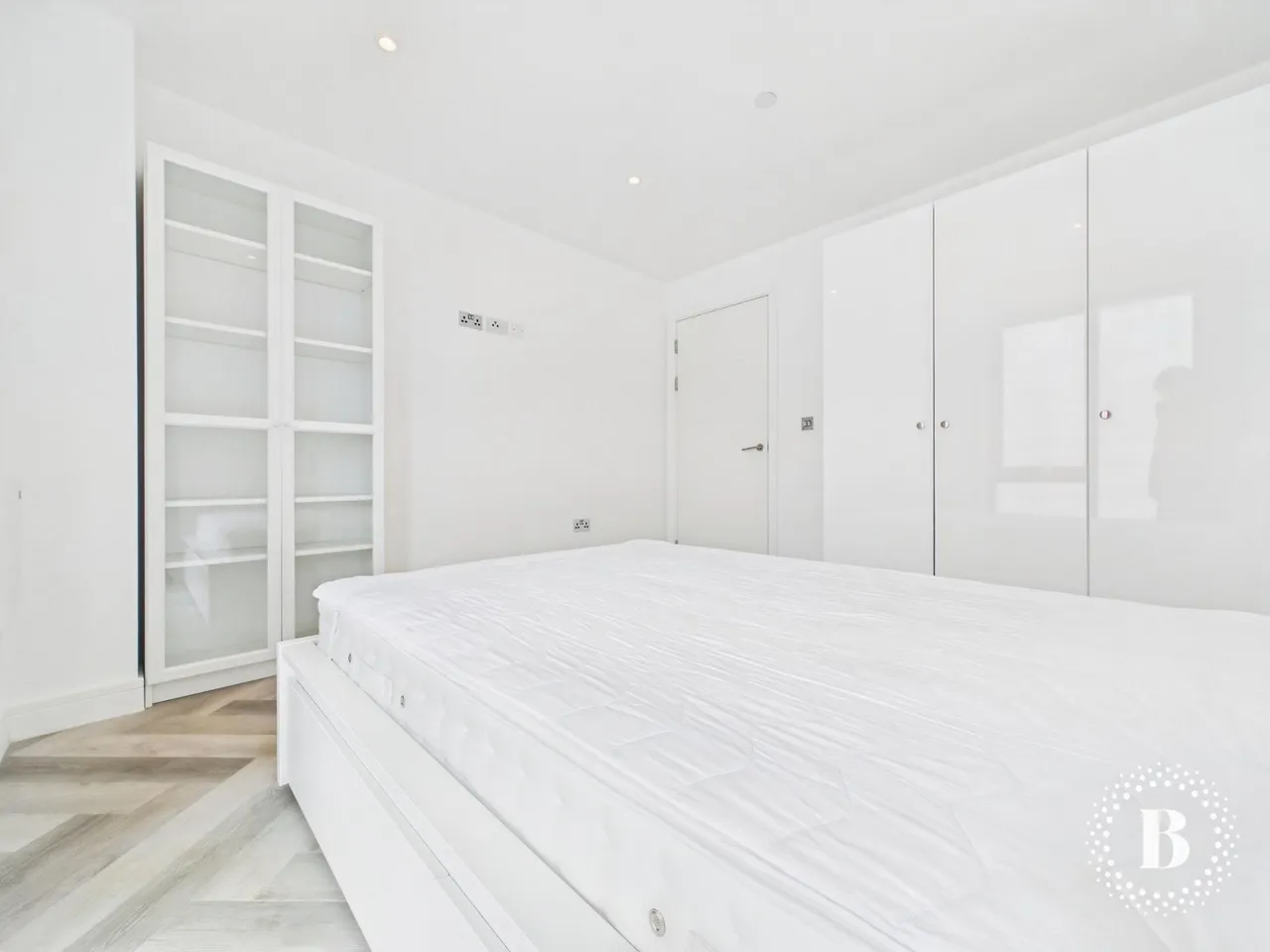 Cross Burgess Street, Sheffield, S1, photo 9