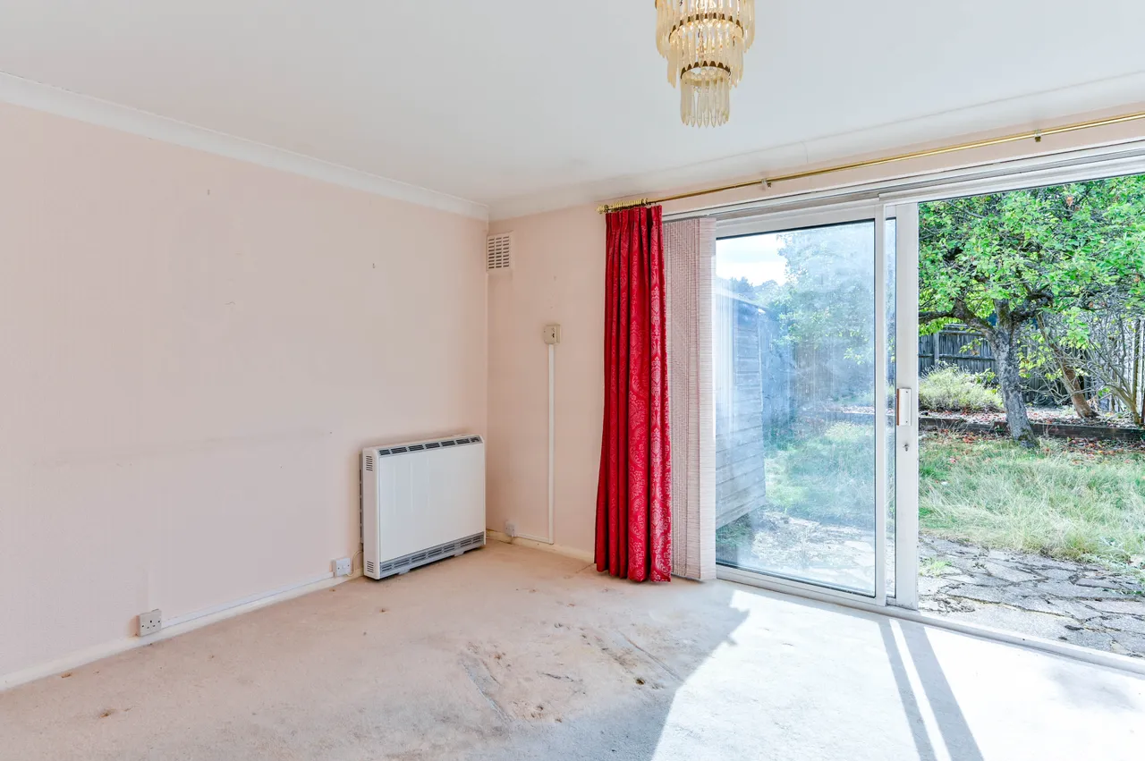 Woking, GU22, photo 10