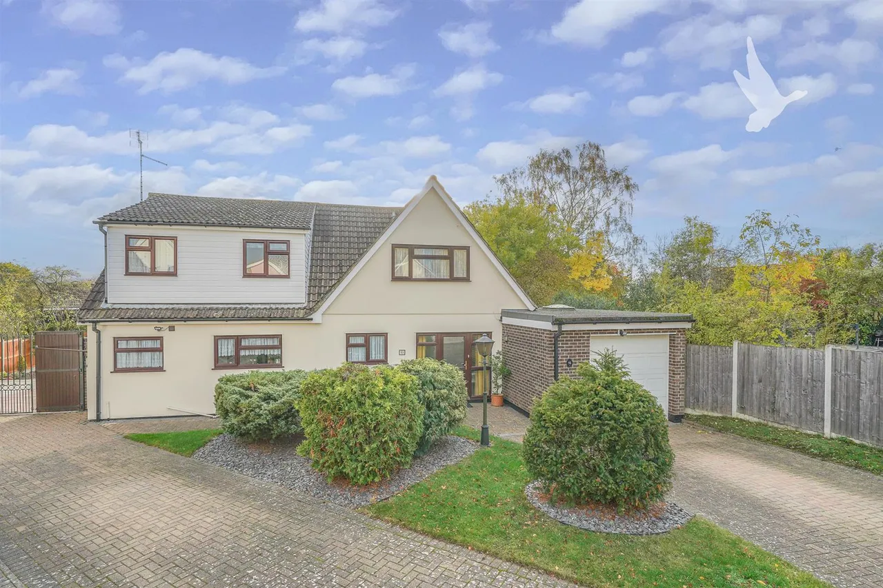 4 bed house for sale — Byron Drive, Wickham Bishops, CM8 3ND