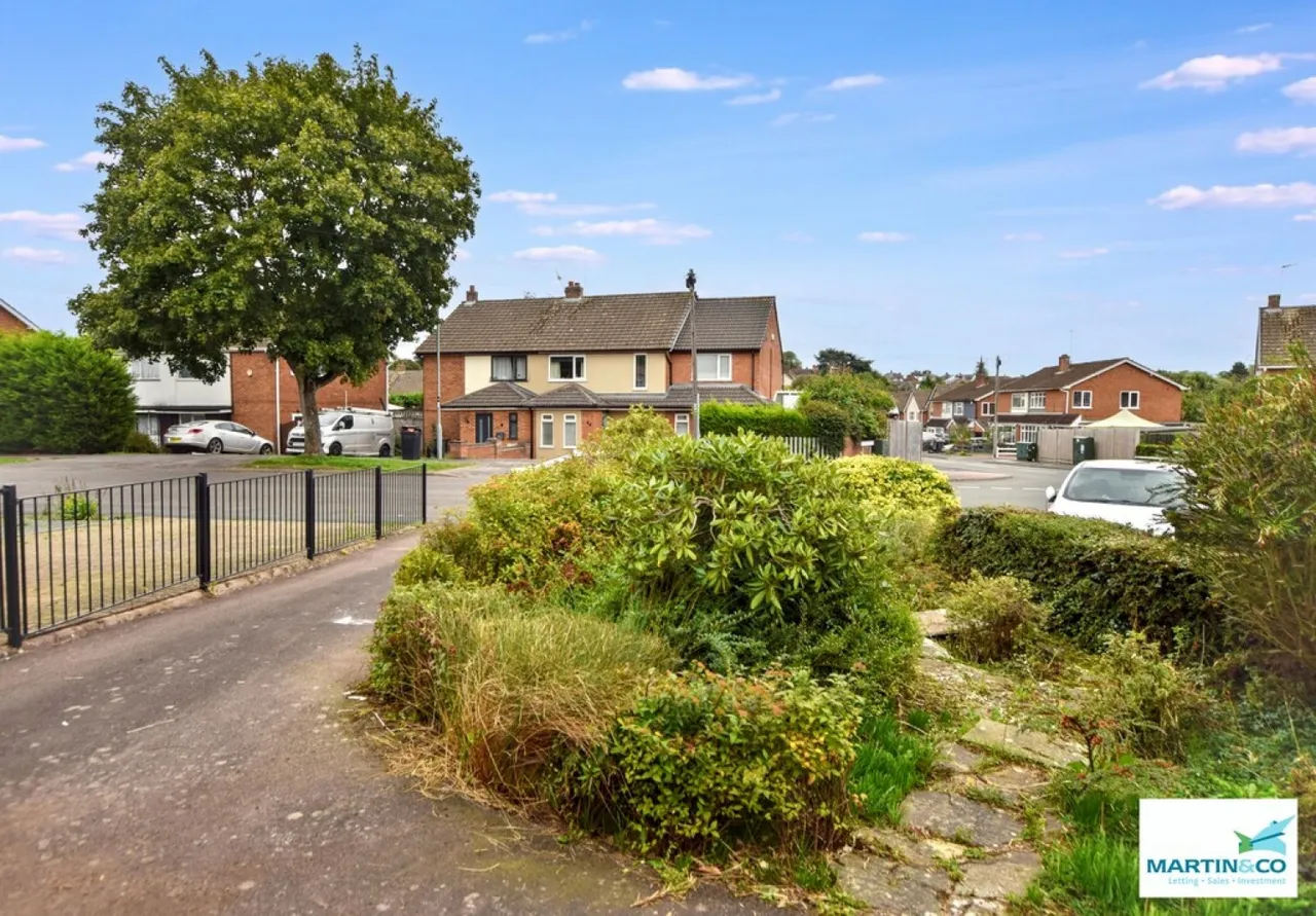 Outlands Drive, Hinckley, LE10, photo 13