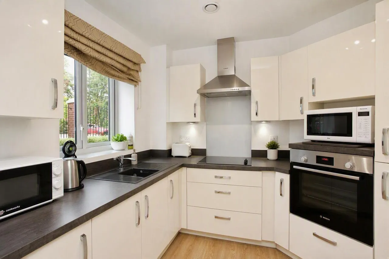 Church Street, Nuneaton, CV11, photo 2
