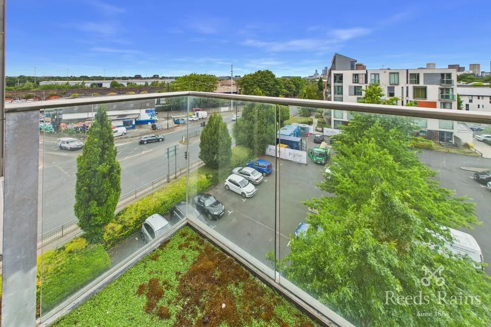 Ashton Old Road, Manchester, M11, photo 3