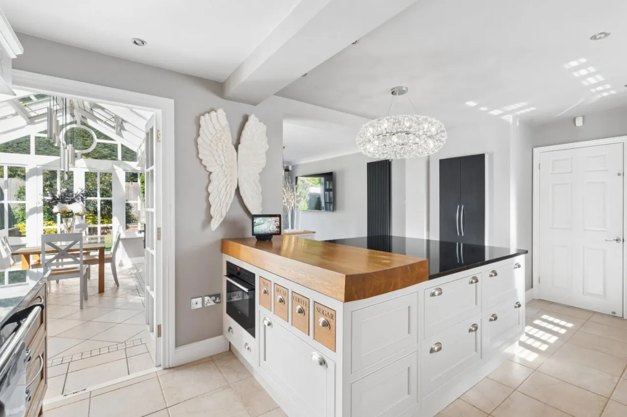 Saxon Close, Amersham, Buckinghamshire, HP6 5QA, photo 5