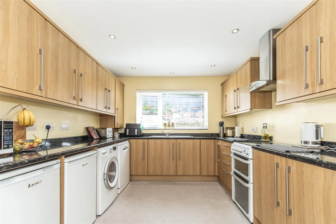 Swaines Way, Heathfield, TN21 0AN, photo 7