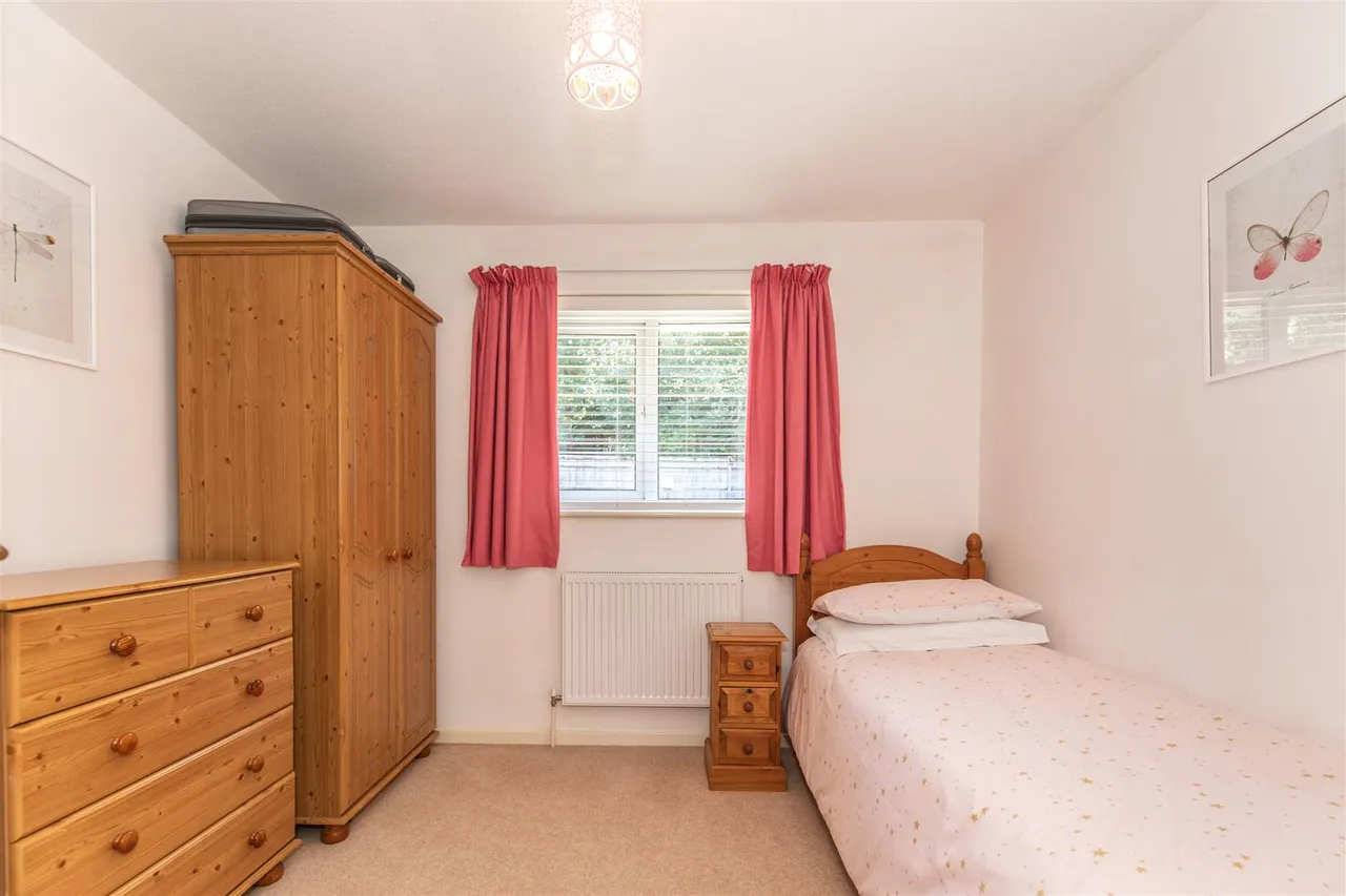 Swaines Way, Heathfield, TN21 0AN, photo 11