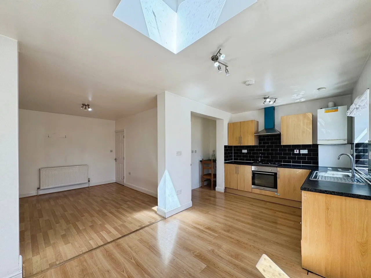 Meadow Gardens, Edgware, HA8, photo 10