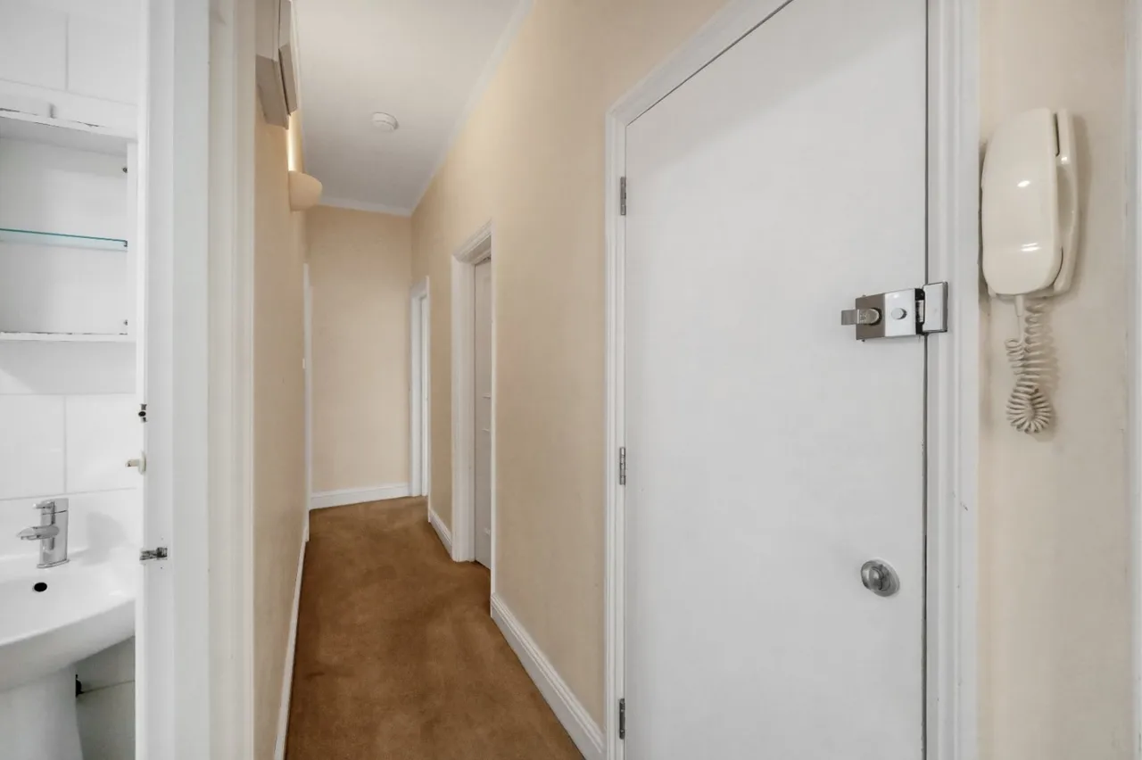 Brondesbury Park, London, NW2, photo 4