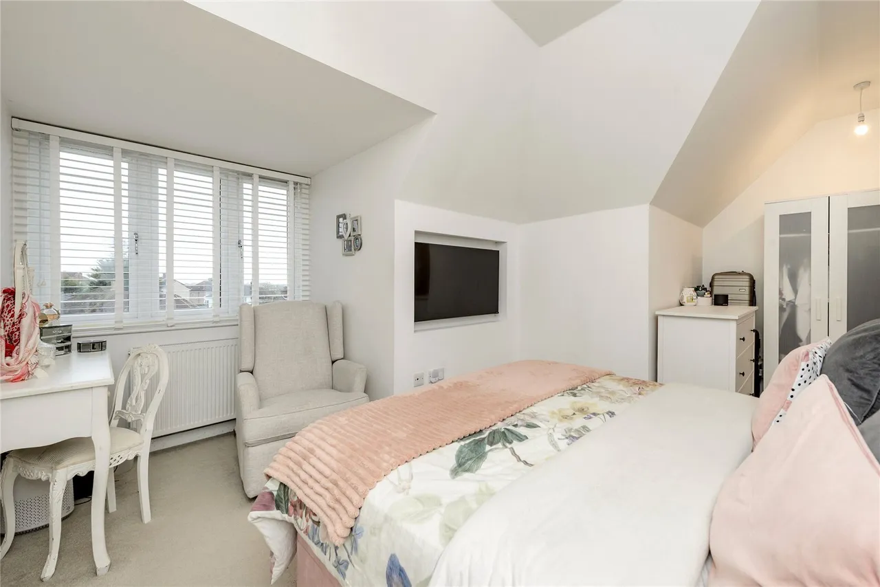 Chaffinch Lodge, 1 St. Johns Road, Romford, RM5, photo 11
