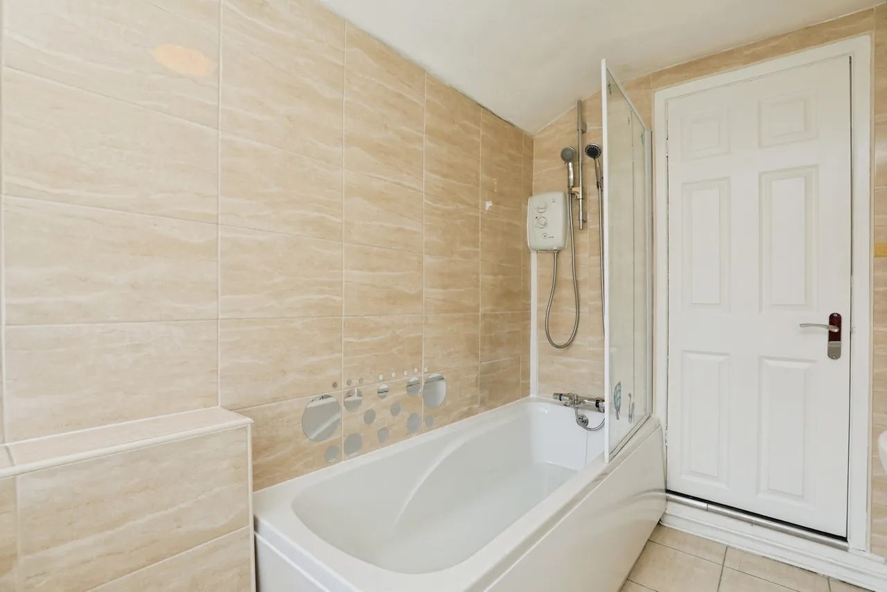 School Road, Winsford, Cheshire, CW7, photo 11