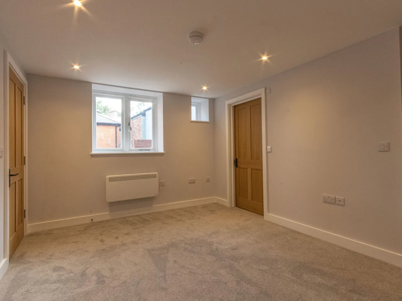 Buckfield House Oakley Place, Hartley Wintney, Hook, RG27 8FT, photo 7