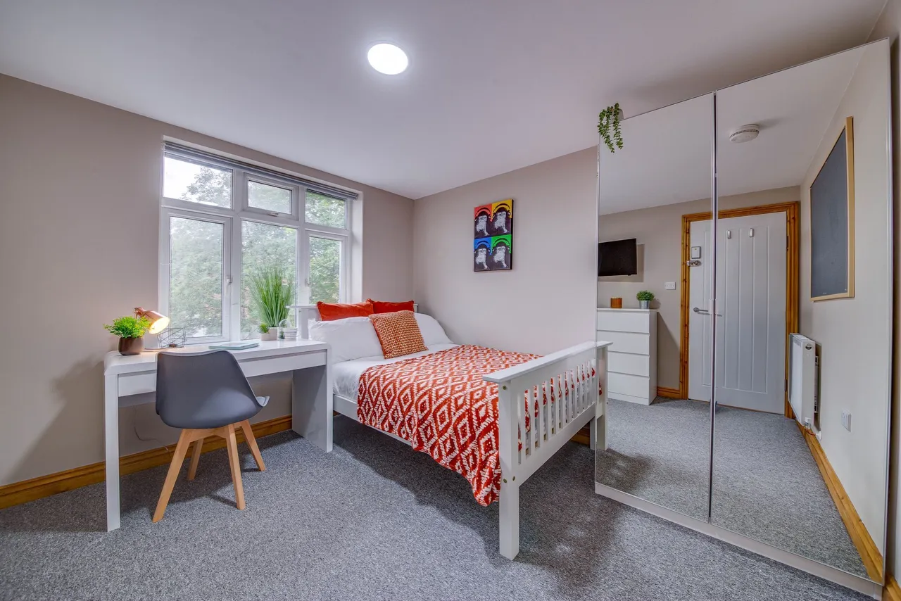 6 bed property to rent, pppw Ednaston Road, Nottingham, NG7