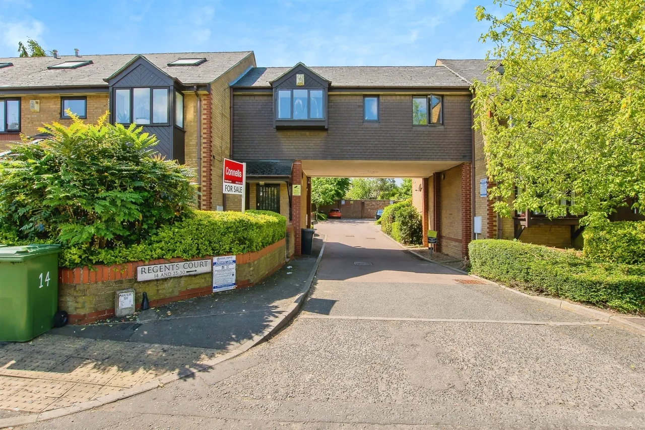 1 bed flat for sale — Regents Court, Peterborough