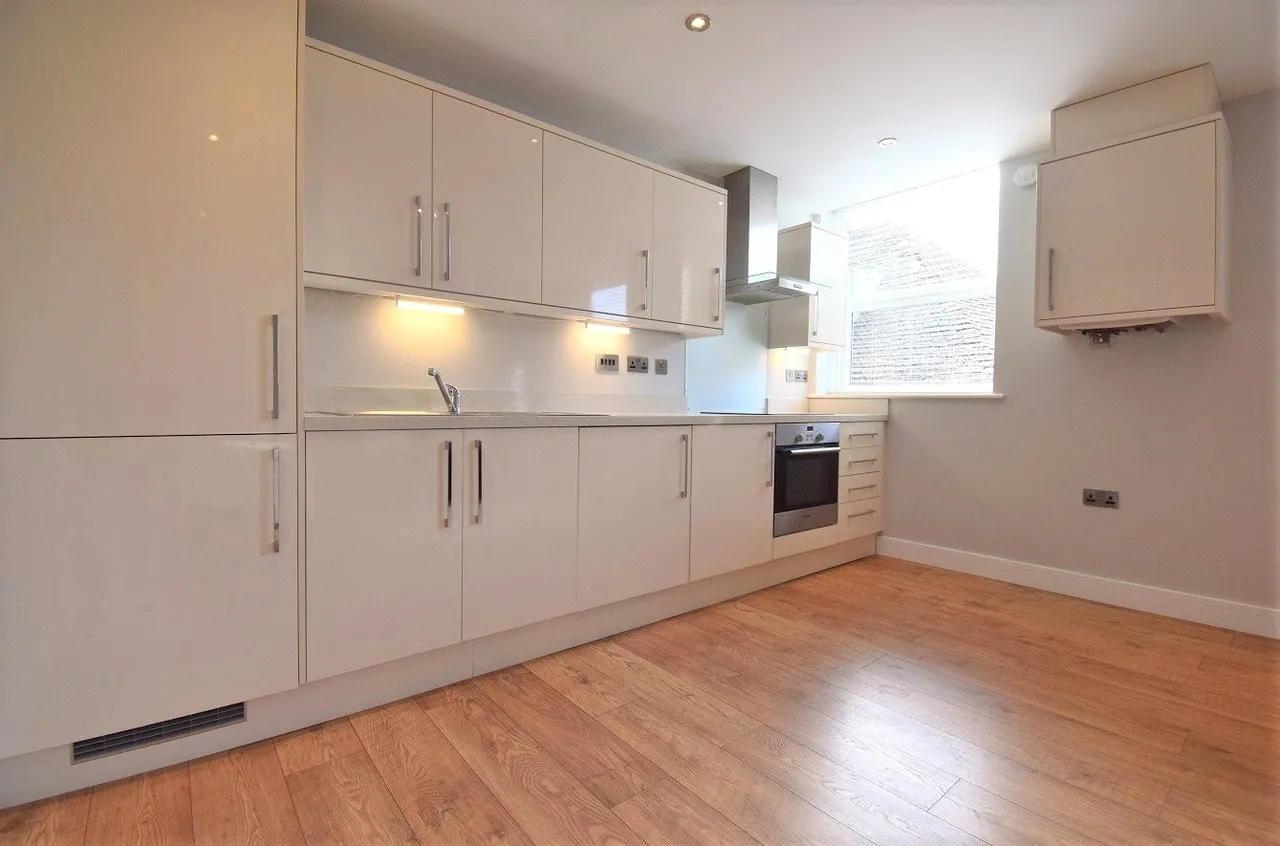 Clarendon House, 9-11 Church Street, Basingstoke, RG21, photo 3