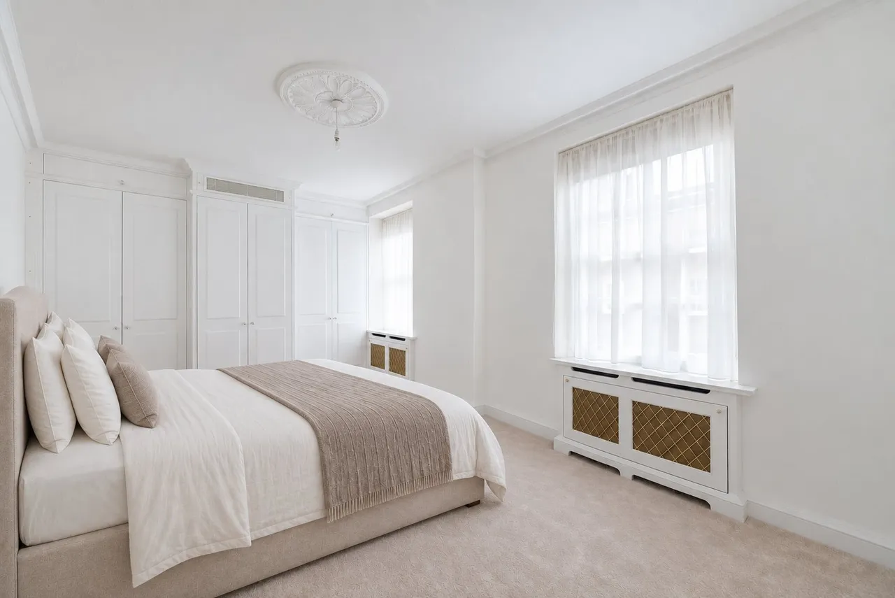 Upper Brook Street, London, W1K, photo 12