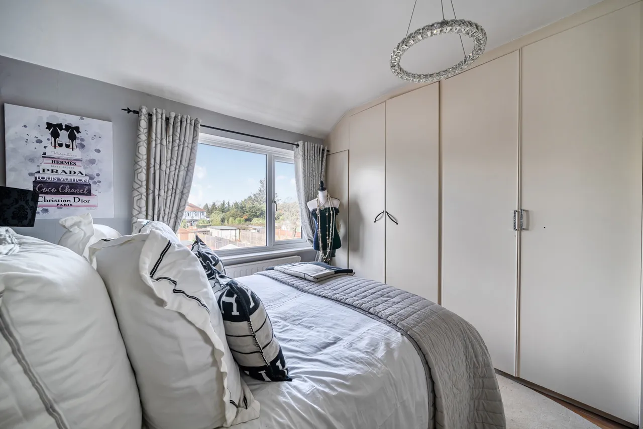Eastcote Lane, Harrow, HA2, photo 25