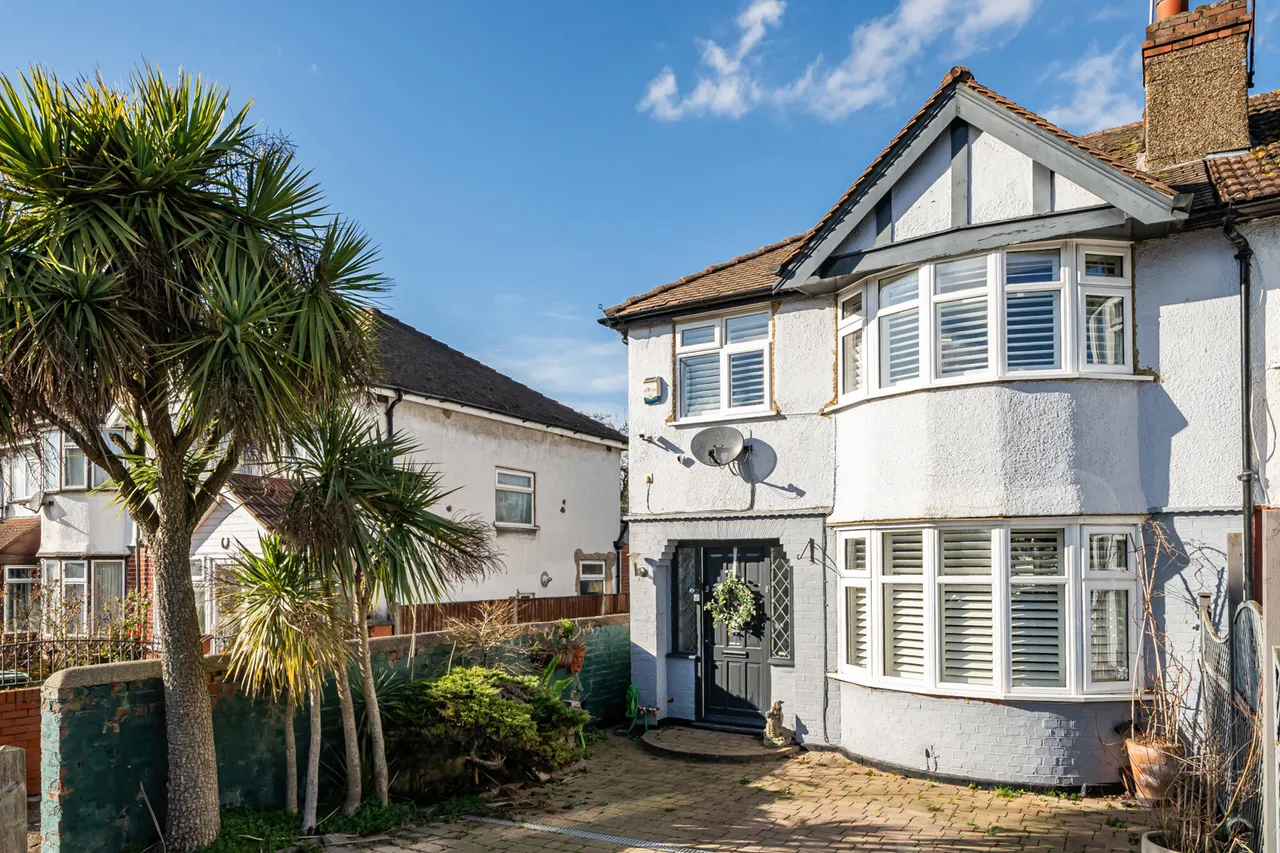 Eastcote Lane, Harrow, HA2, photo 20