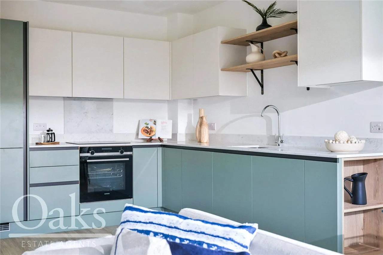 Birchanger Road, South Norwood, SE25, photo 14