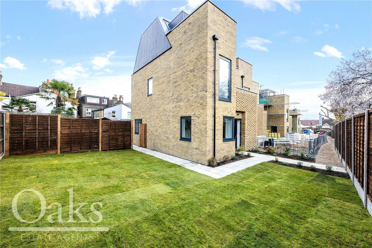 Birchanger Road, South Norwood, SE25, photo 29