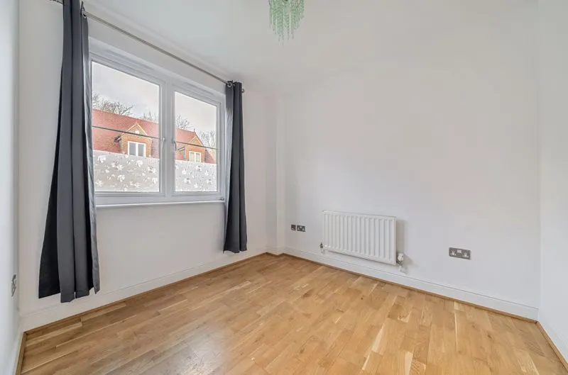 Oscar Close, Purley CR8 2LU, photo 16
