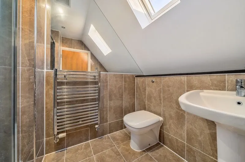 Oscar Close, Purley CR8 2LU, photo 19