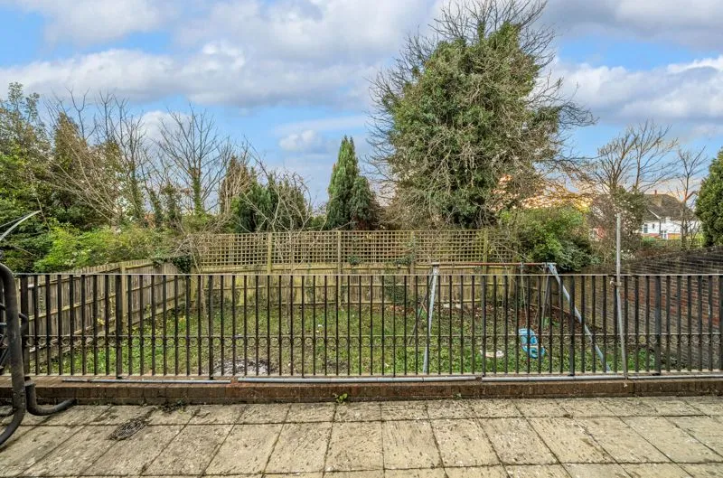 Oscar Close, Purley CR8 2LU, photo 22