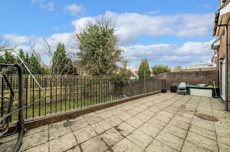 Oscar Close, Purley CR8 2LU, photo 25