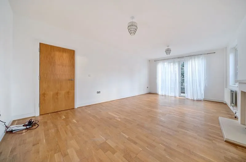 Oscar Close, Purley CR8 2LU, photo 4
