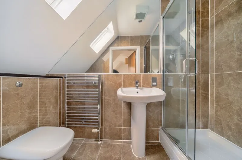 Oscar Close, Purley CR8 2LU, photo 20