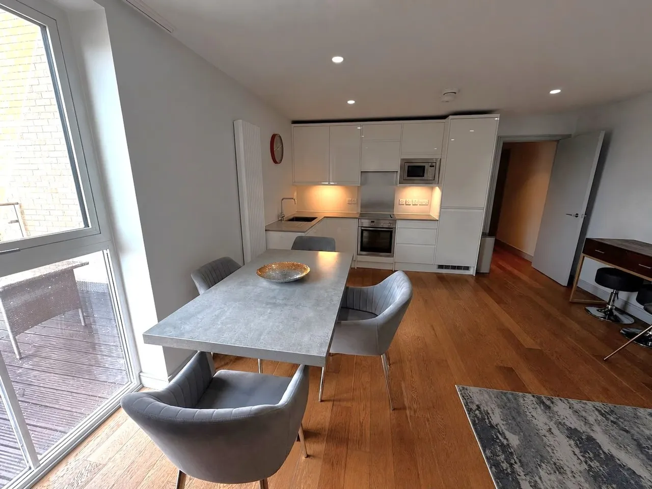 Hale Road, Altrincham, photo 4