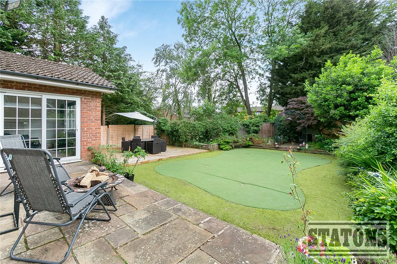 Rockways, Arkley, Hertfordshire, EN5 3JJ, photo 24