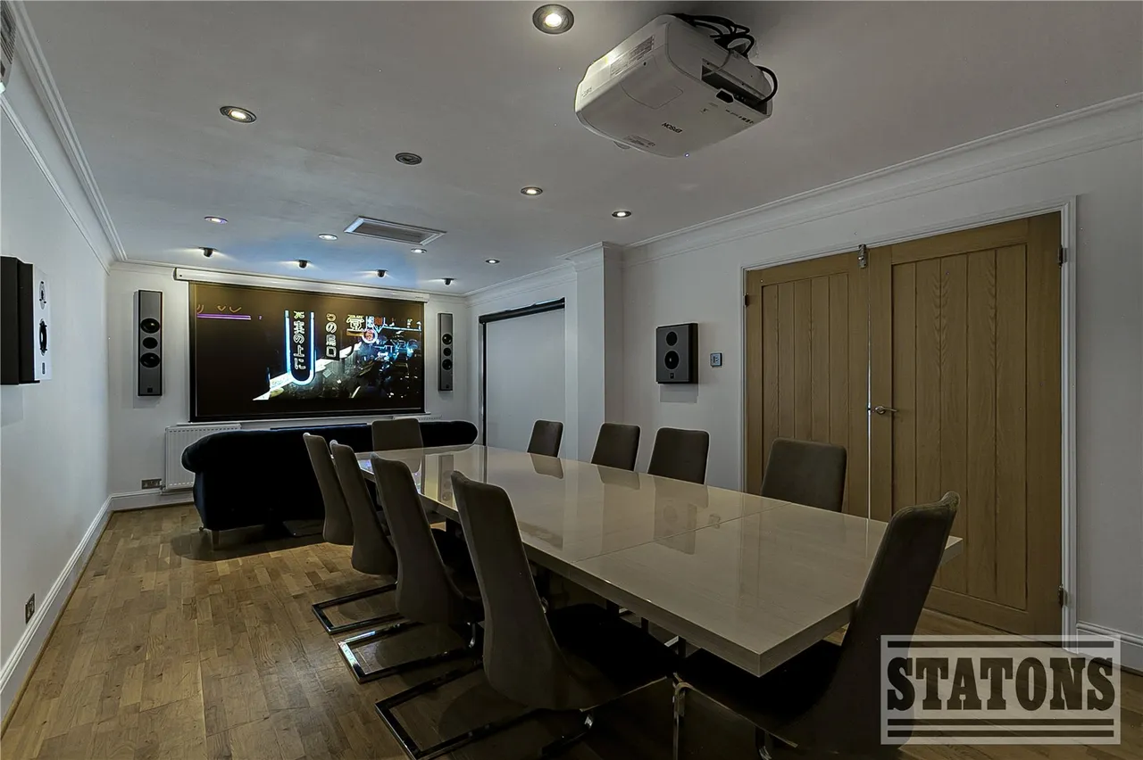 Rockways, Arkley, Hertfordshire, EN5 3JJ, photo 10