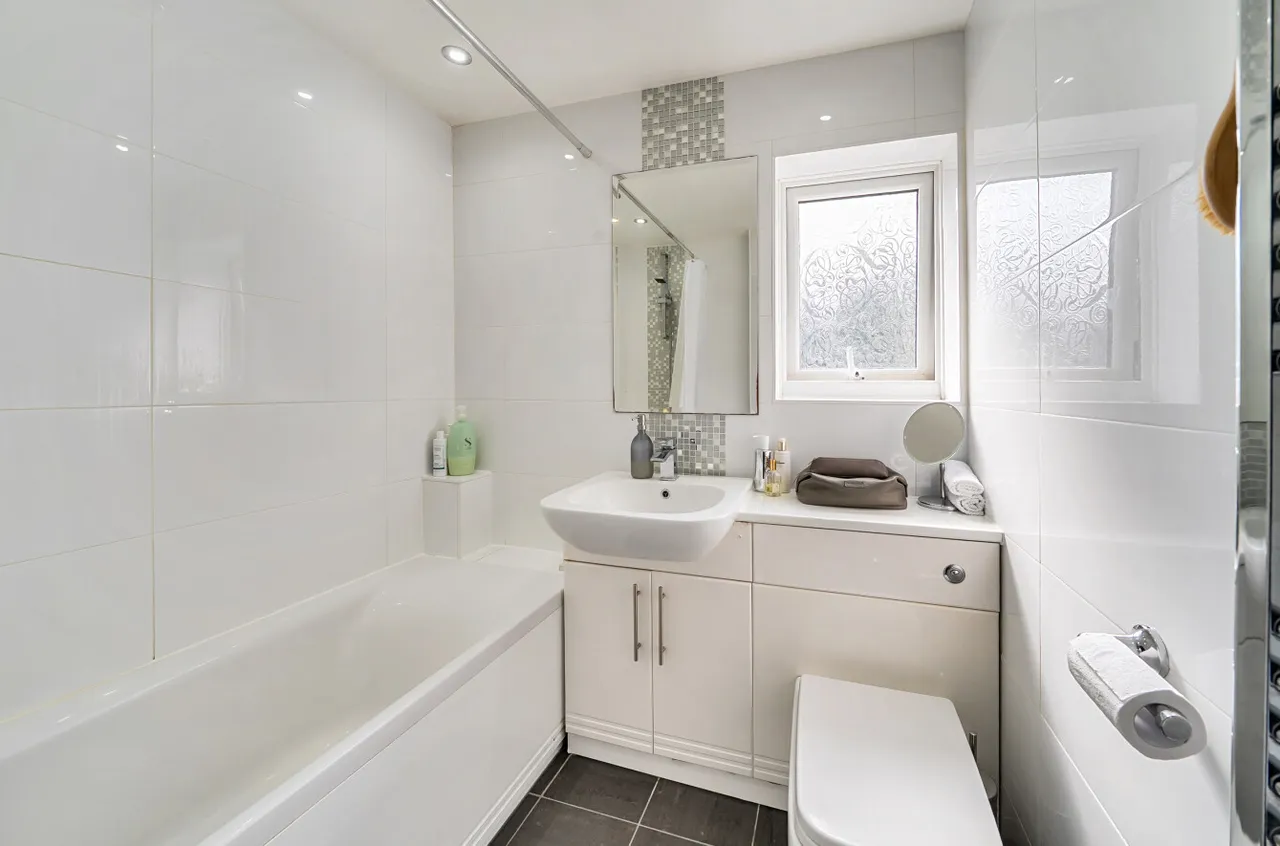 Lydford Close, Frimley, Camberley, Surrey, GU16 9FN, photo 12