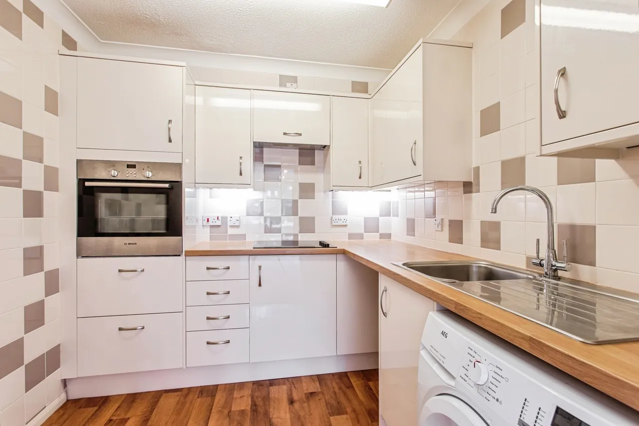 Southchurch Rectory Chase, Southend-on-Sea, Essex, SS2, photo 3