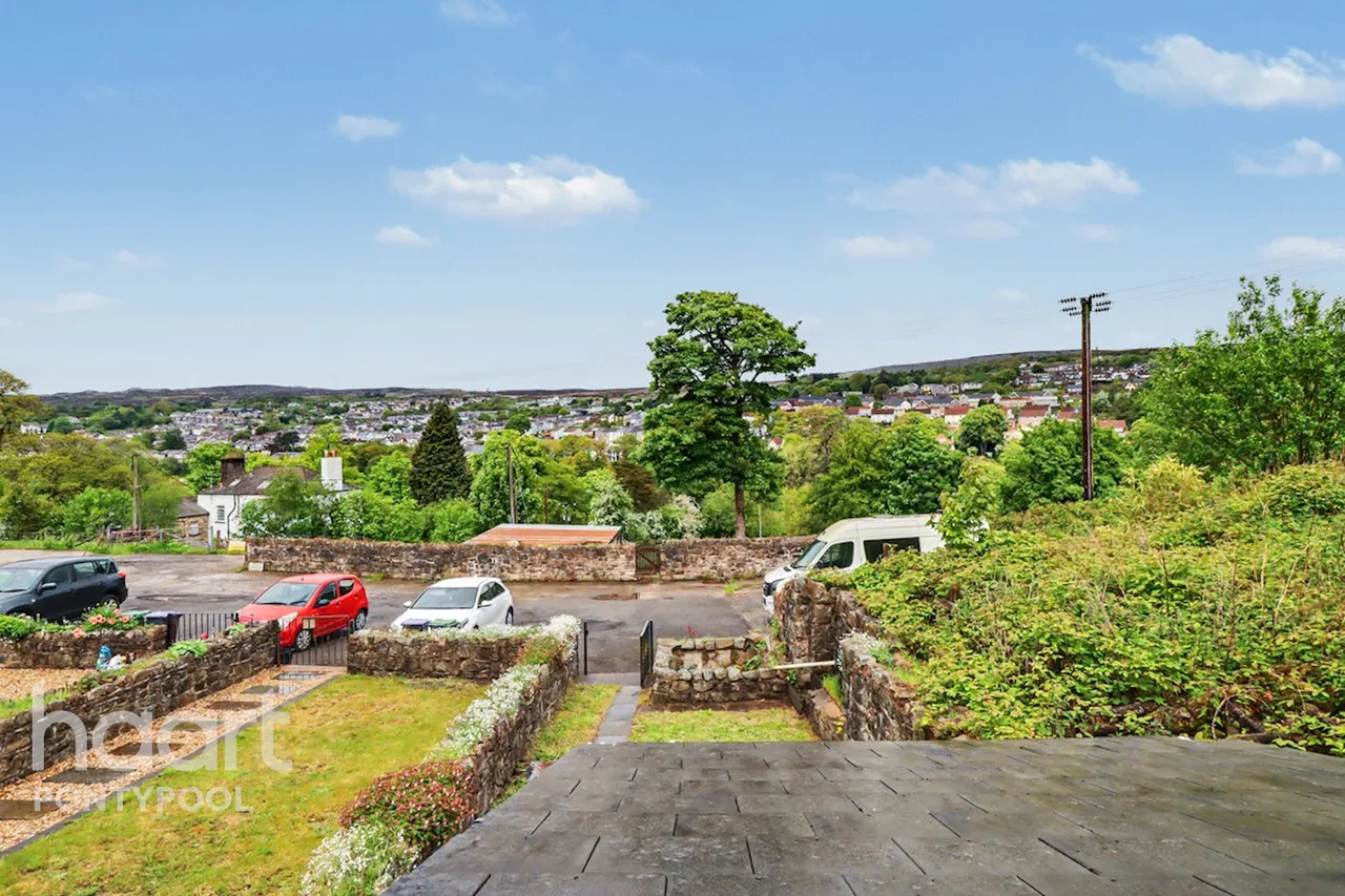 Varteg Road, Pontypool, NP4, photo 13