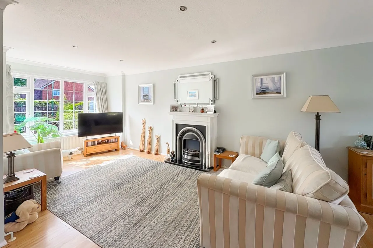 East Preston, Littlehampton, BN16, photo 17