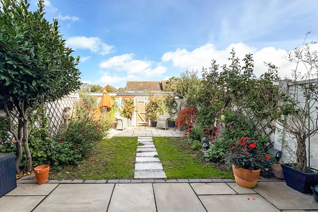 East Preston, Littlehampton, BN16, photo 2