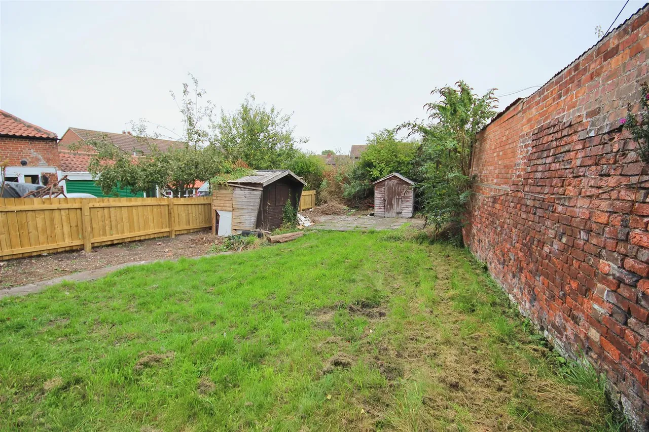 Hornsea Road, Aldbrough, photo 3