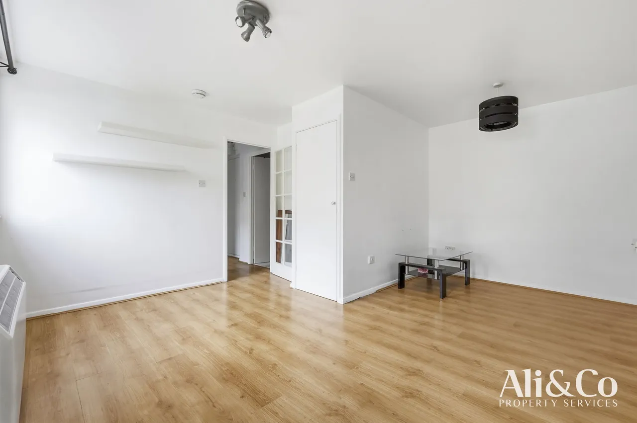 Lewes Close, Grays, Essex, RM17 6QG, photo 8