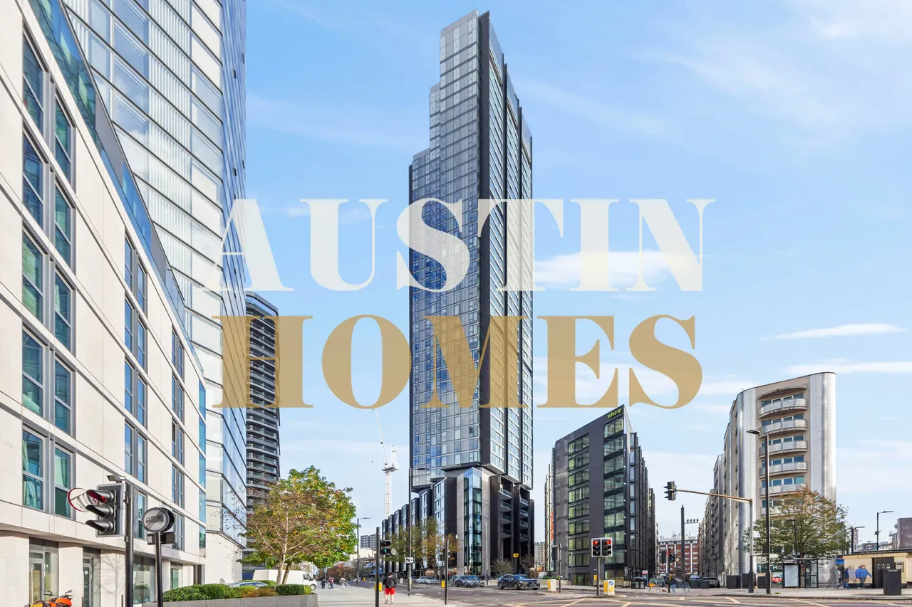 2 bed property for sale — Carrara Tower, Bollinder Place, London EC1V