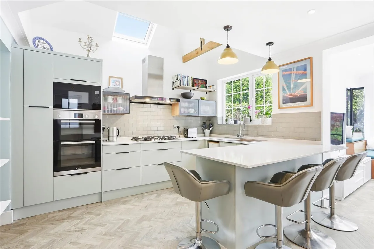 Salisbury Road, Banstead, SM7 2DR, photo 5