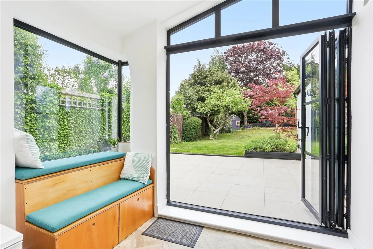 Salisbury Road, Banstead, SM7 2DR, photo 8