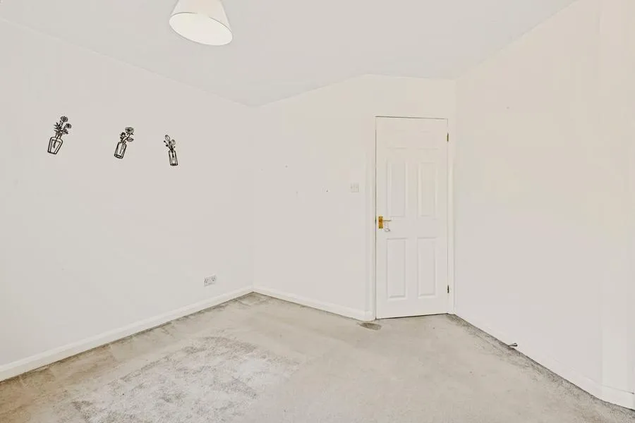 Woodgate Road, Wootton, NN4, photo 13