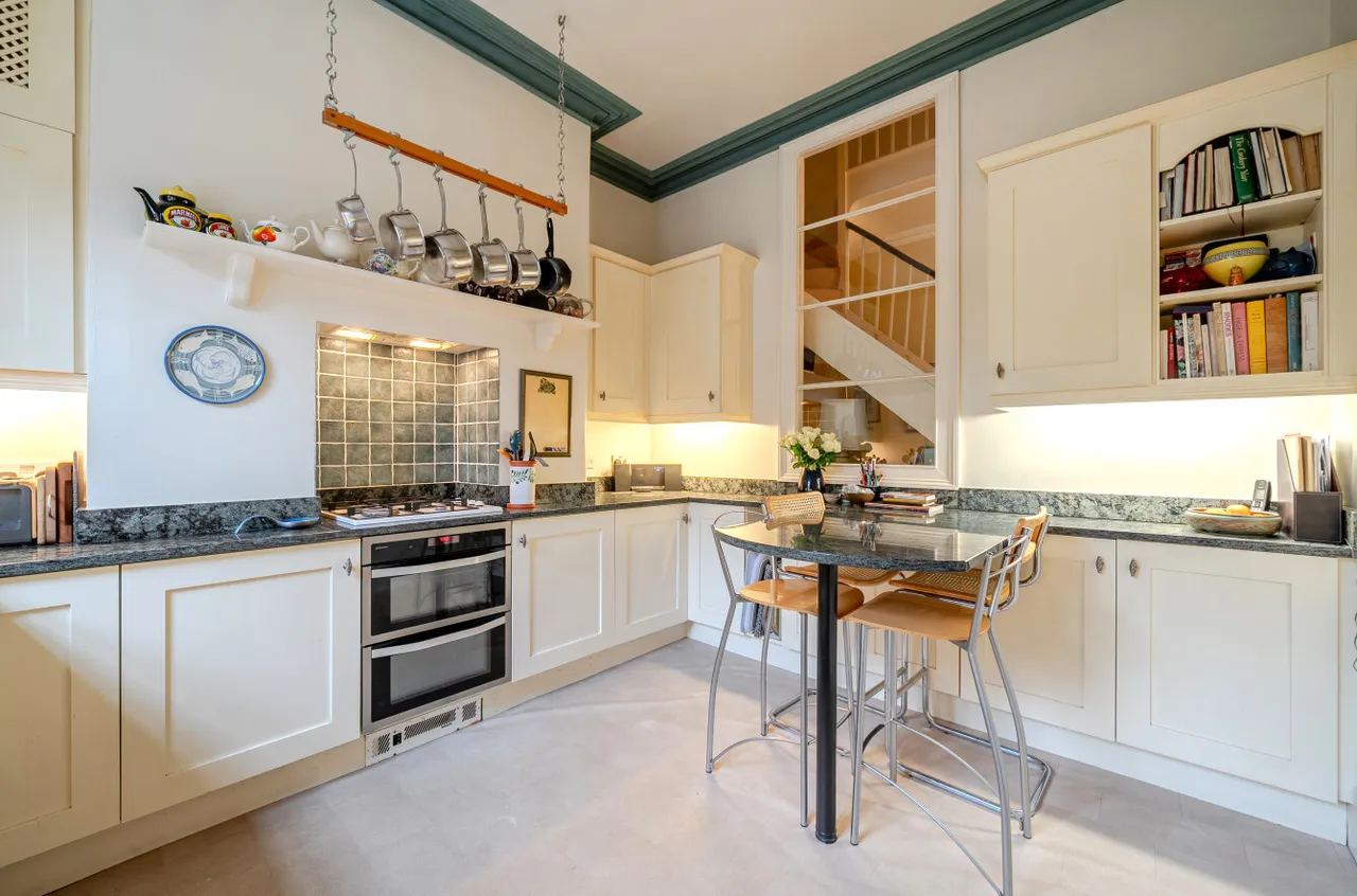 St. James Terrace, Winchester, SO22, photo 8
