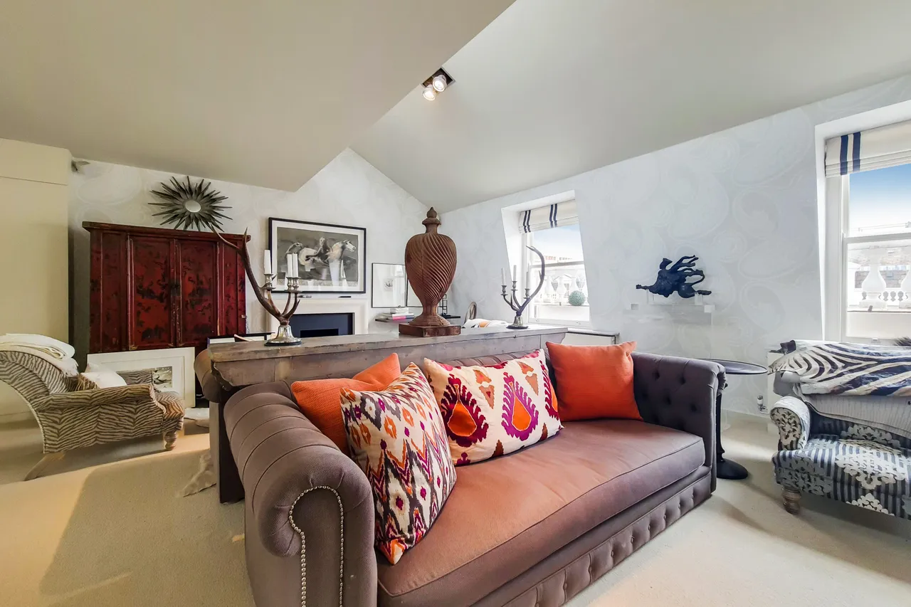 Flat 7, 59-61 Onslow Gardens, London, photo 9