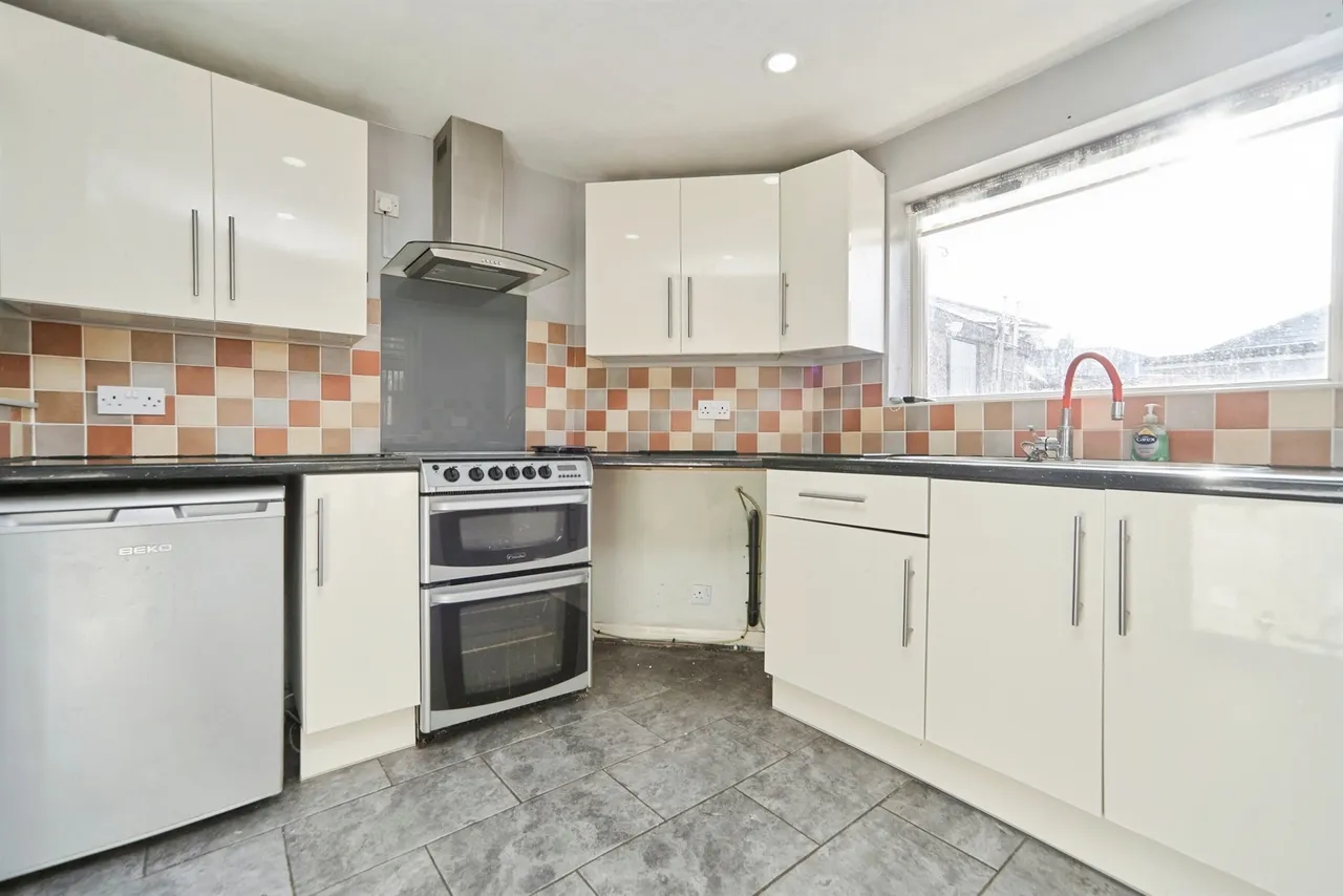 Aireville Mount, Sandbeds, BD20, photo 6