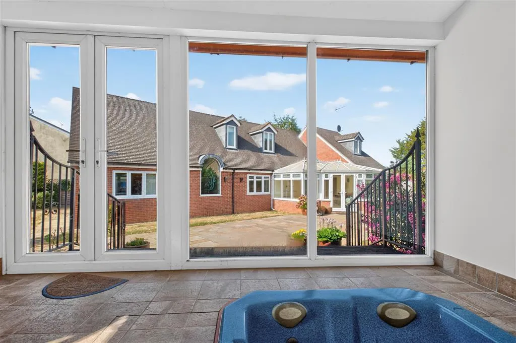 Thorpe Road, Peterborough, PE3, photo 2