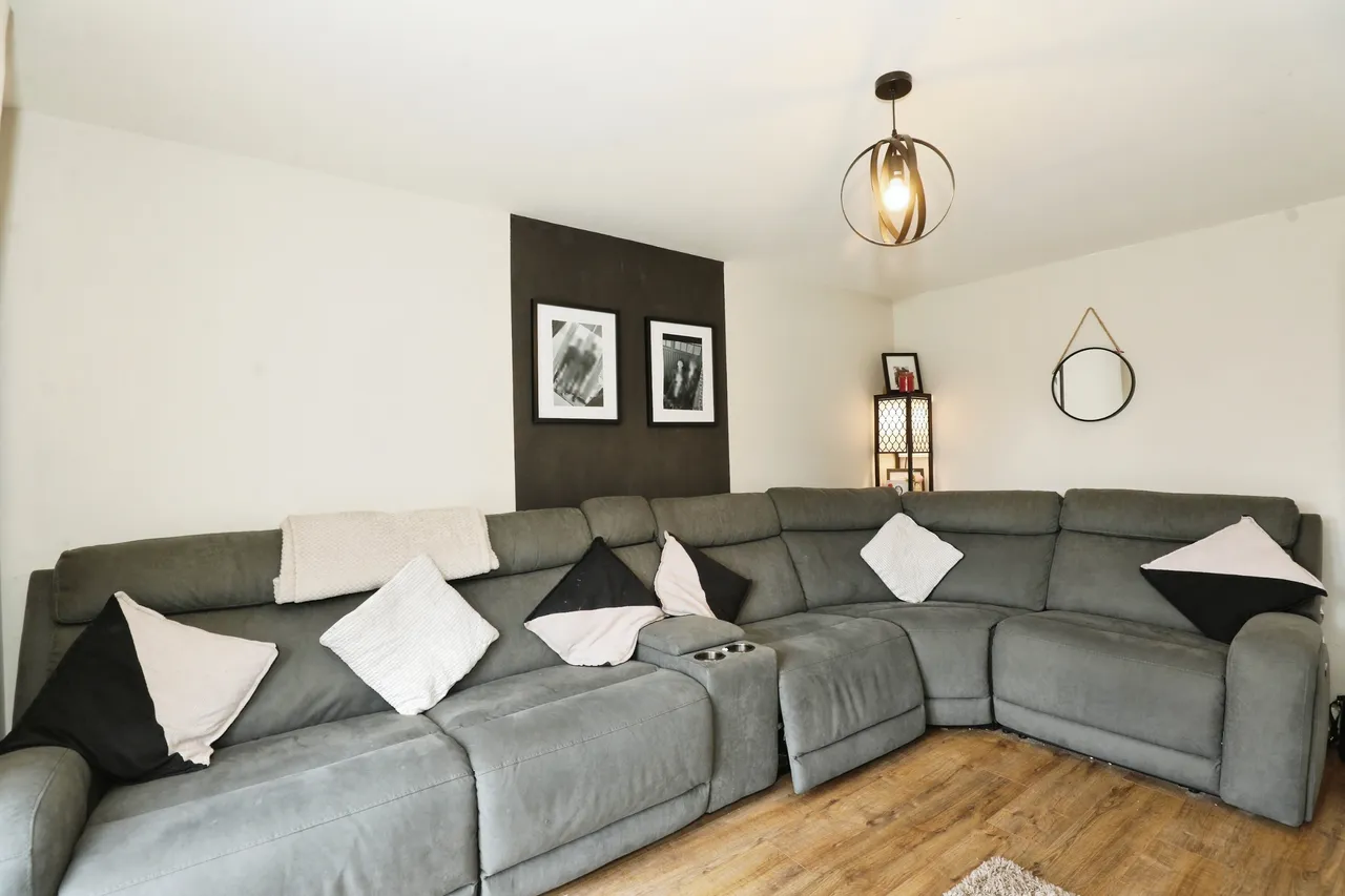 James Gibbons Road, Crewe, CW1, photo 3