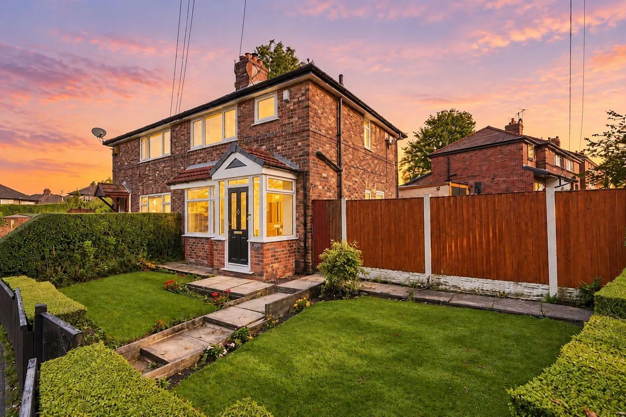 3 bed house for sale, Scholes Lane, Thatto Heath, WA10