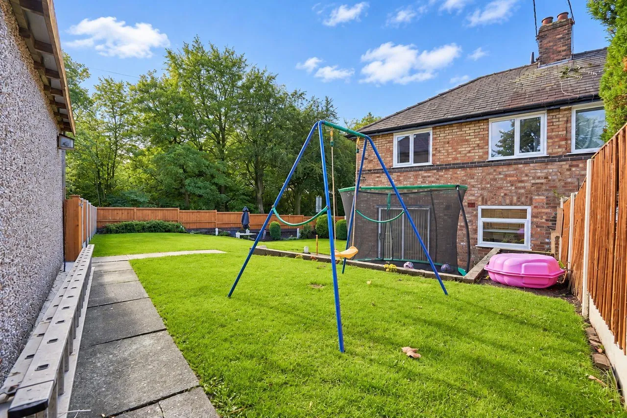 Scholes Lane, Thatto Heath, WA10, photo 20