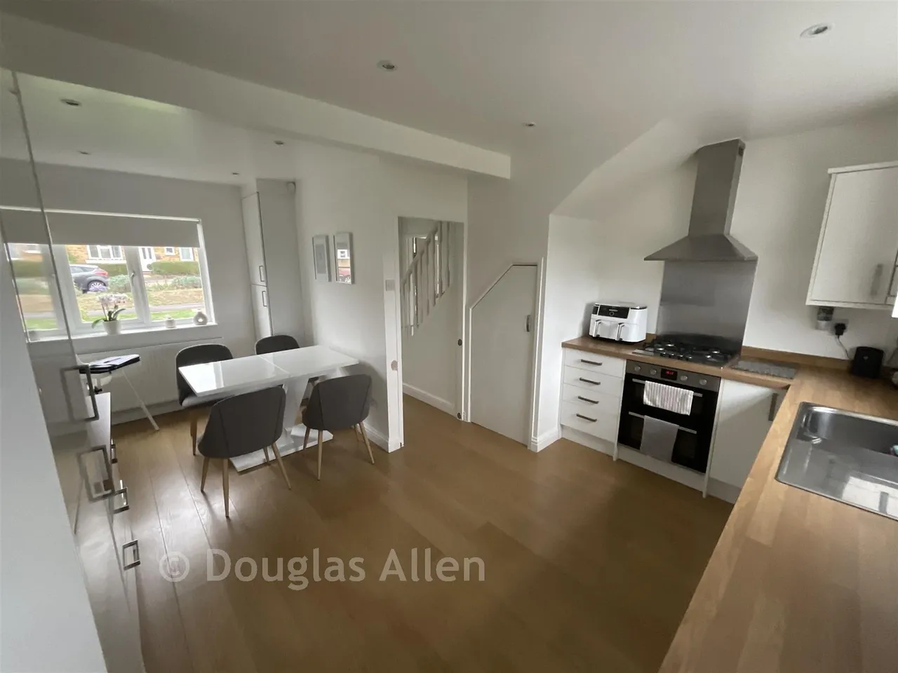 Tyrrells Road, Billericay, CM11, photo 3
